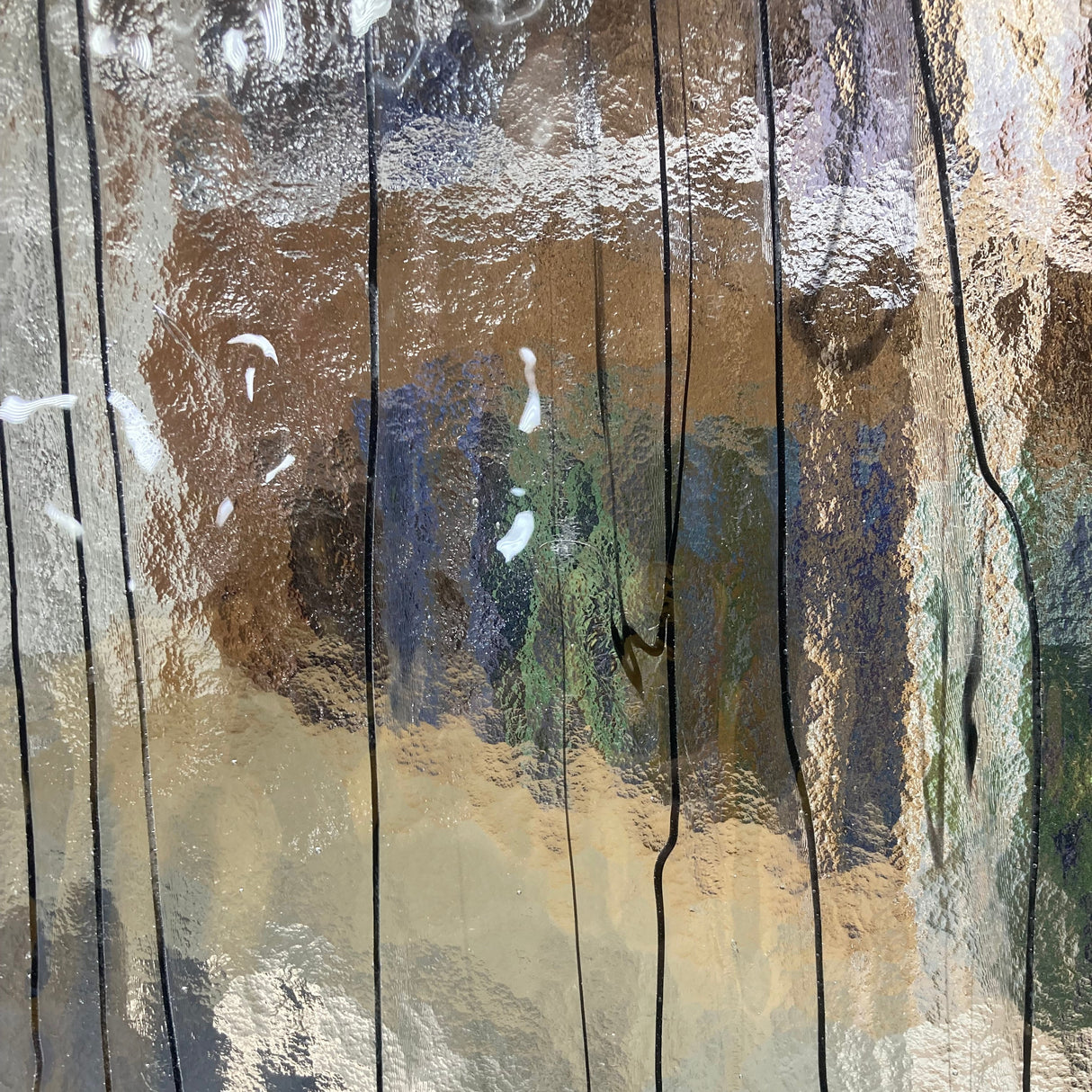 90 COE Clear w/ Black Streamers_2