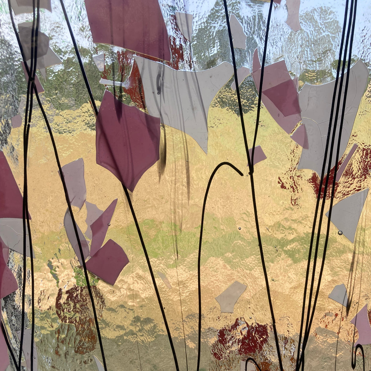 90 COE Clear w/ Light Pink, White Fractures_4