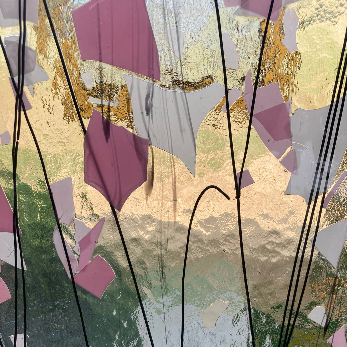 90 COE Clear w/ Light Pink, White Fractures_6