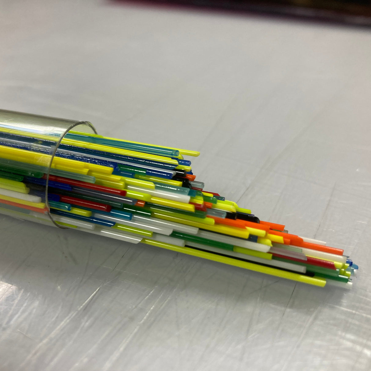 Bullseye Mixed Opal Stringer 90 COE