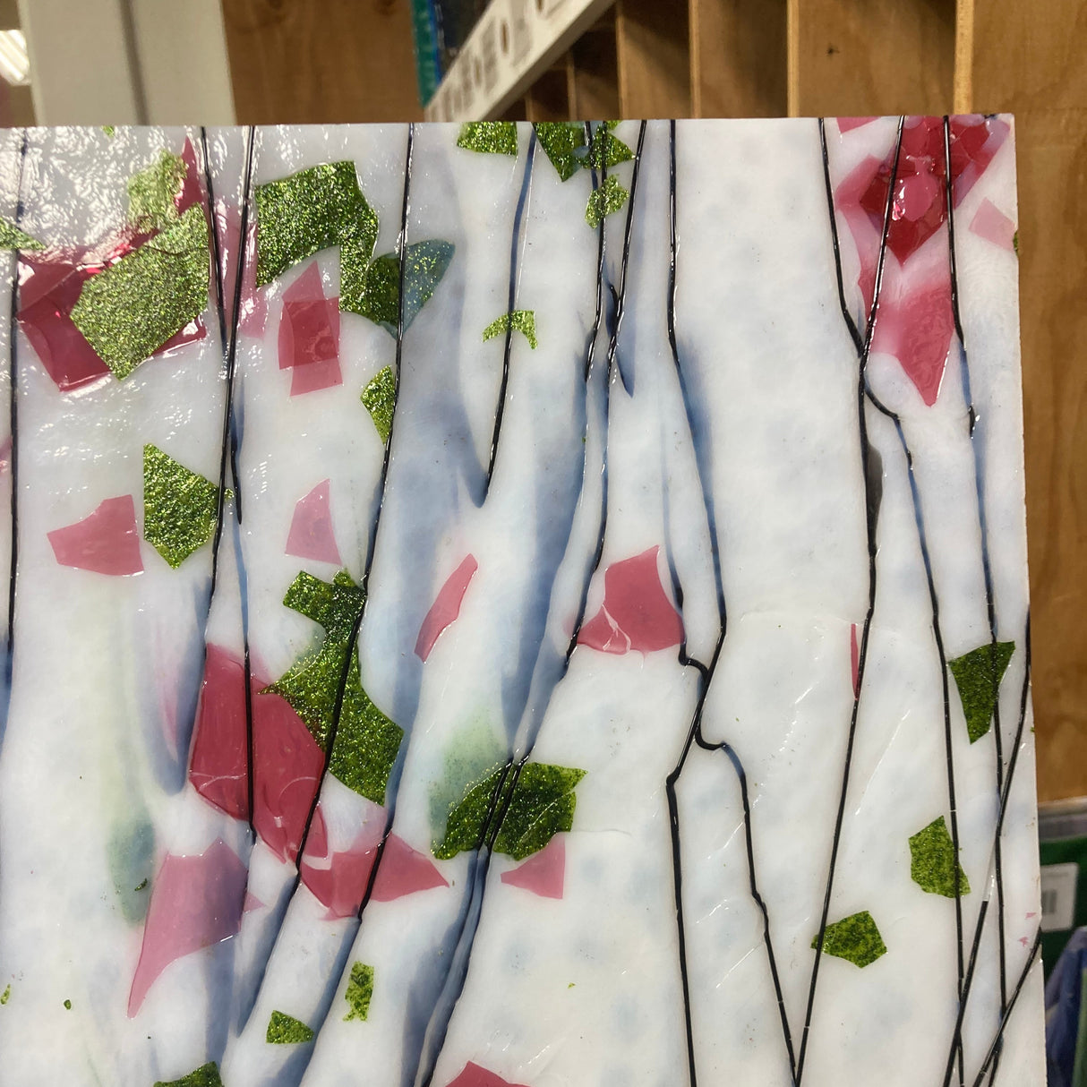 90 COE White w/ Green, Pink Fractures & Black Streamers_3