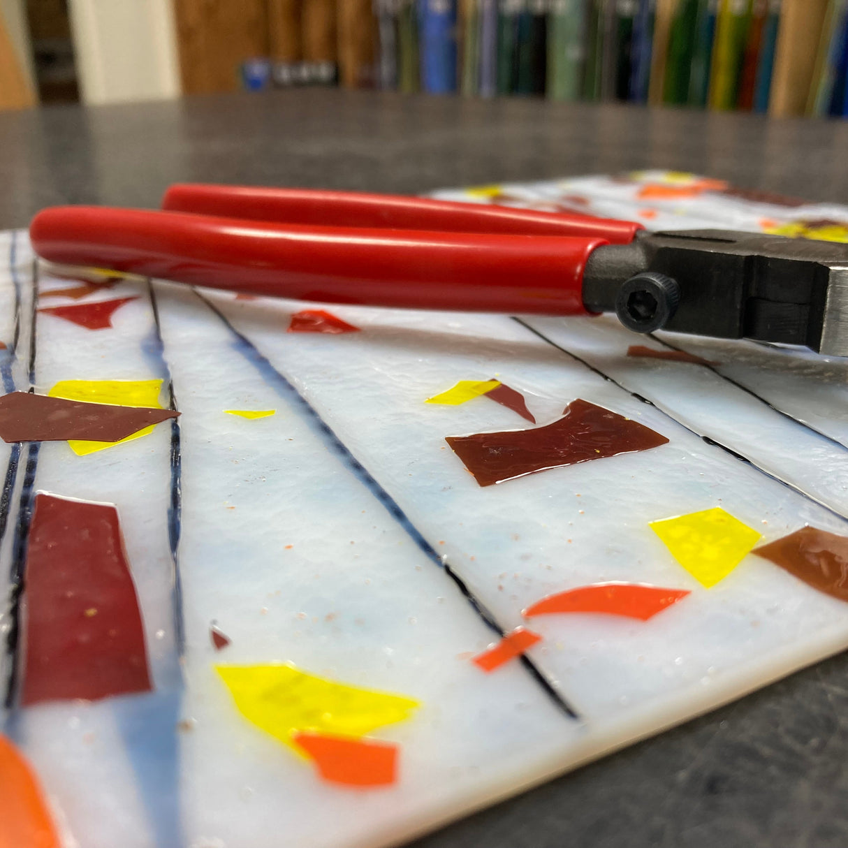 90 COE White w/Orange, Yellow, Red Fractures and Black Streamers_2