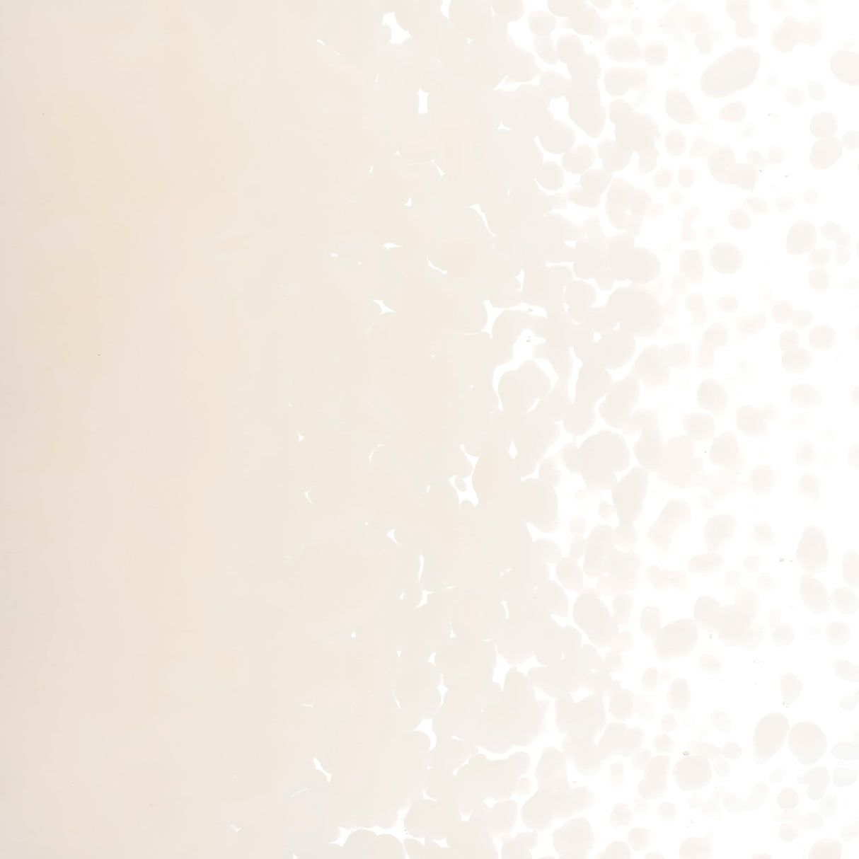 90 Frit Opal Medium Light Peach Cream