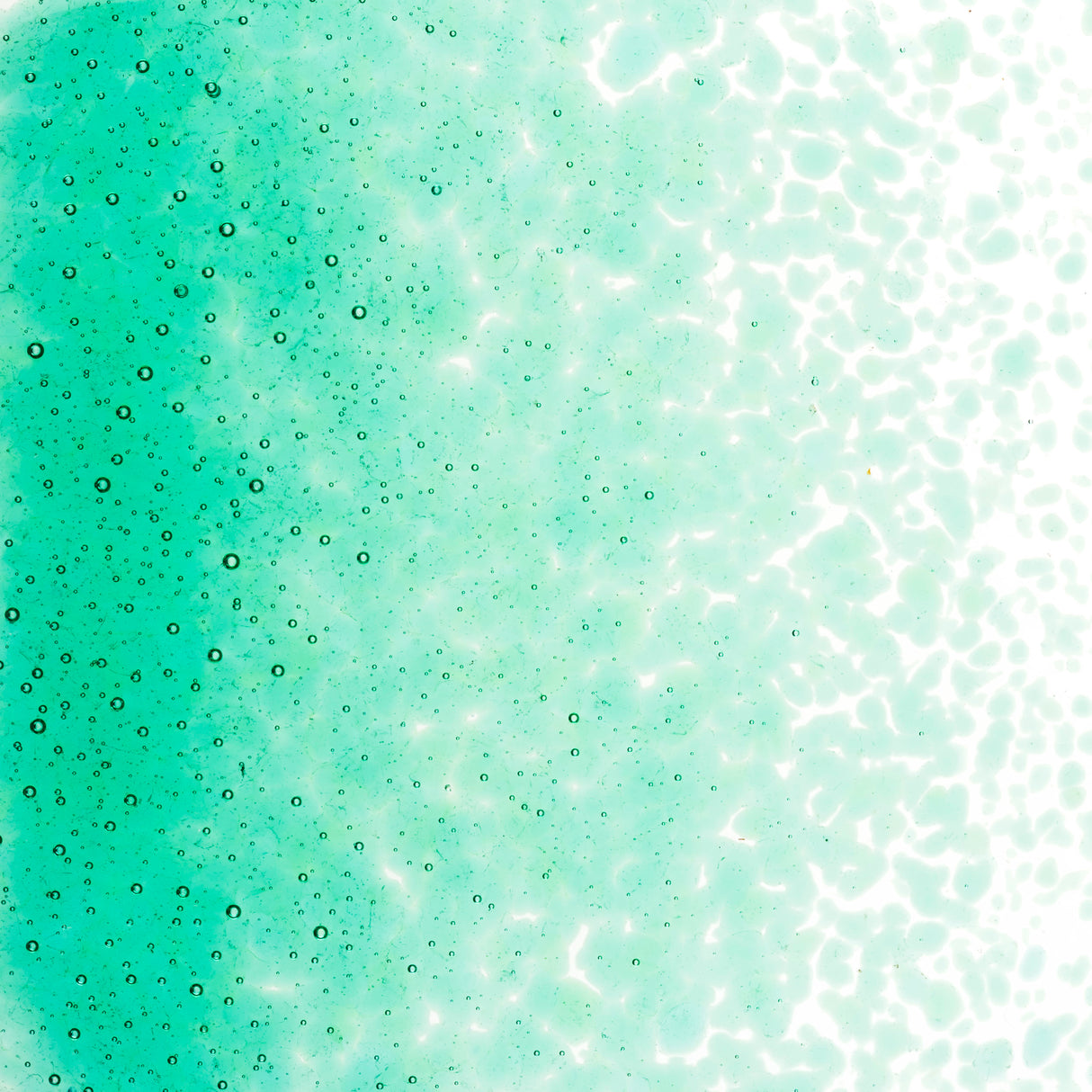 90 Frit Transparent Medium Emerald Green