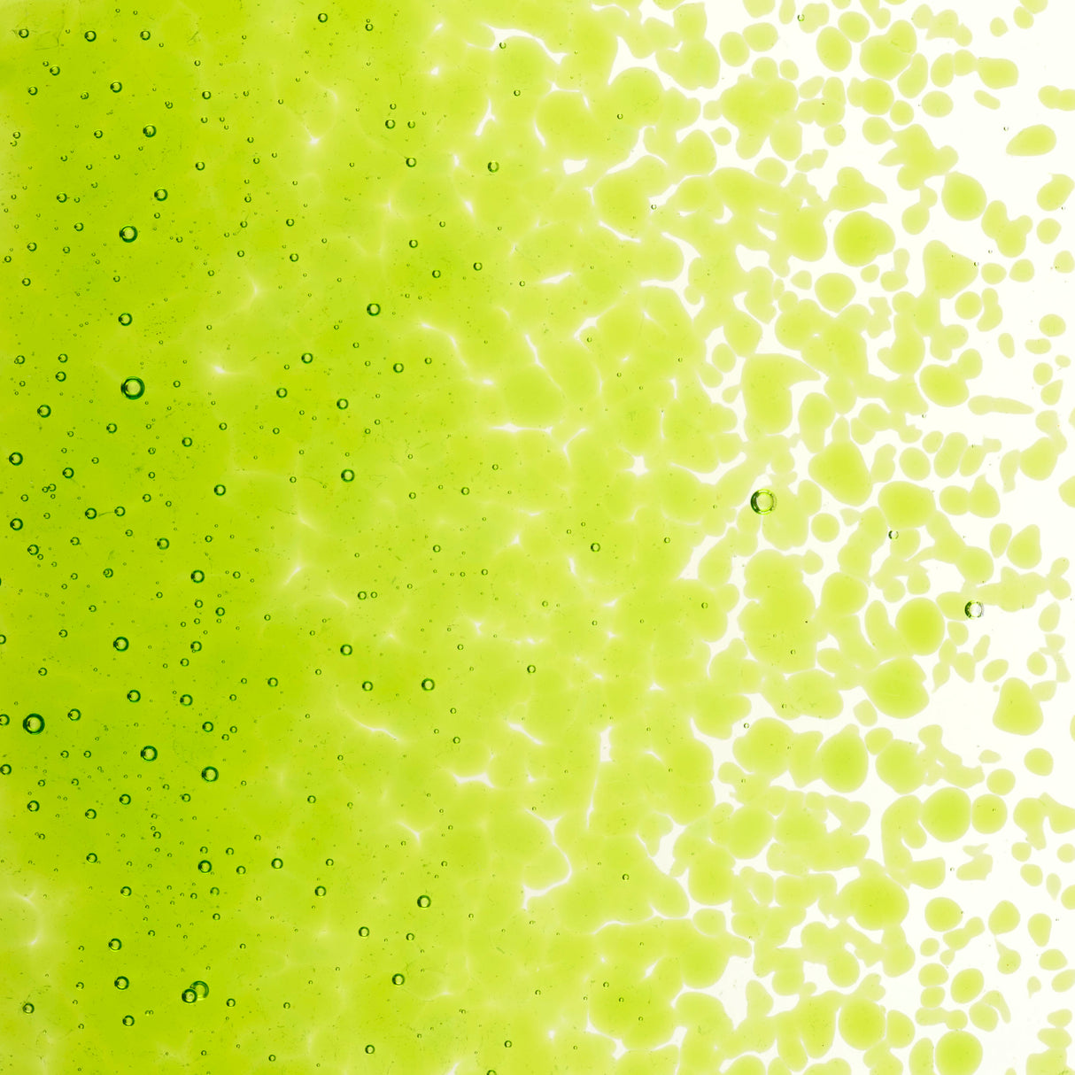 90 Frit Transparent Medium Spring Green