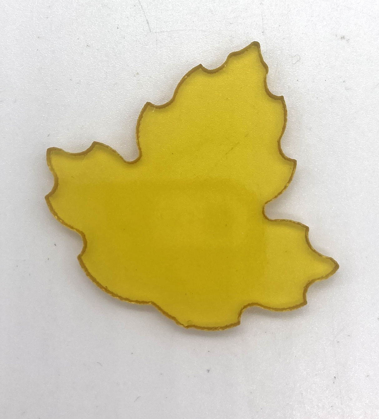 96 Coe Precut Large Maple Leaf Yellow ltd - Stained Glass Express