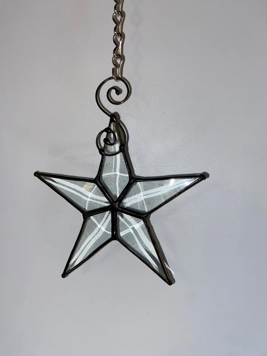 Bevel Cluster Small Star (4mm) ltd