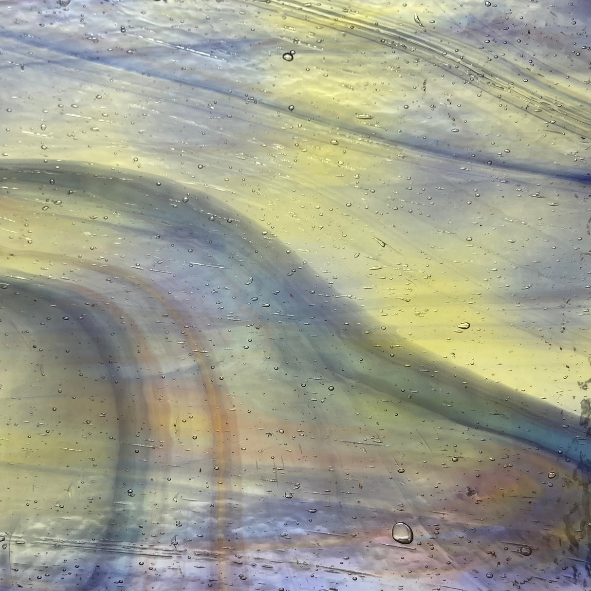 Yellow with Deep Purple True Dichro