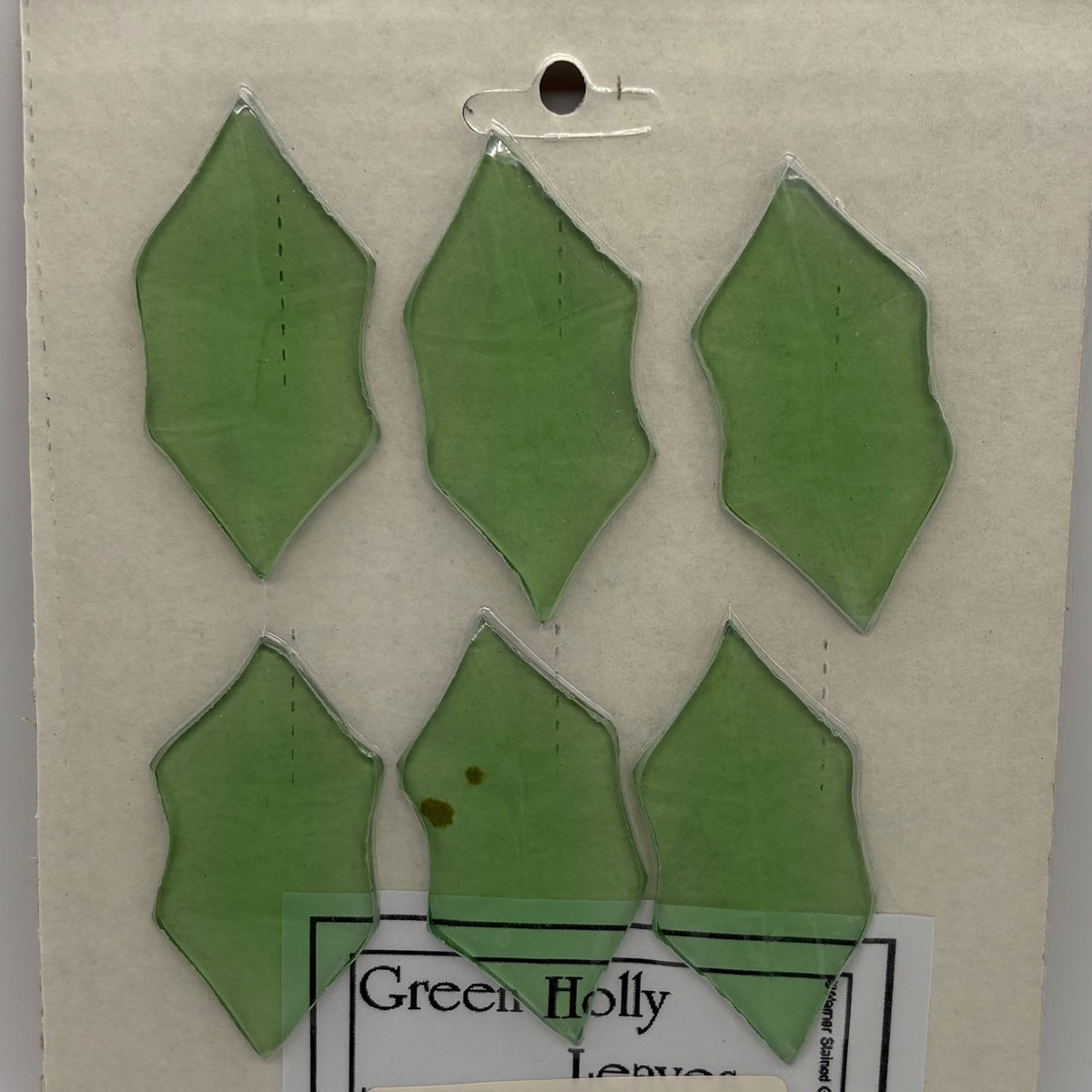 Bevel Cluster Holly Leaf Green