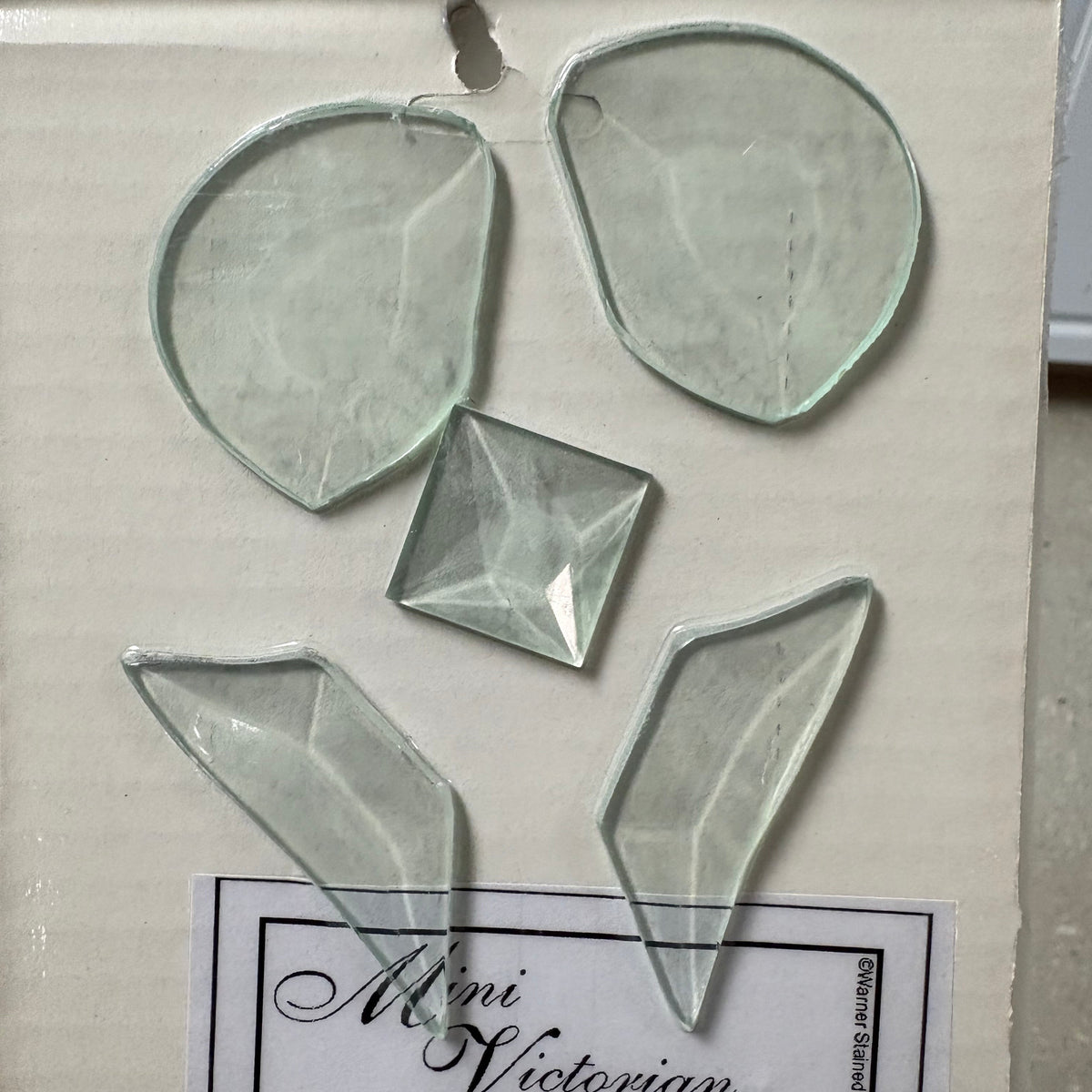 Bevel Cluster Mini Victorian Heart
