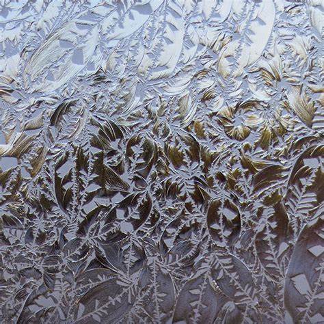 Clear Glue Chip Crystal 2