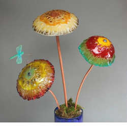 Frit Casted Mushroom Cap Mold - Stained Glass Express