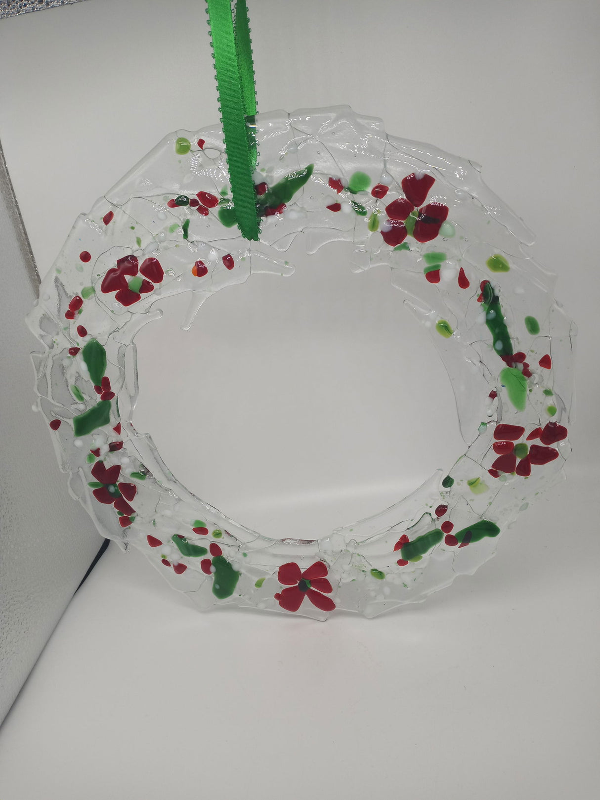 Fun Night Out Ice Wreath - Stained Glass Express