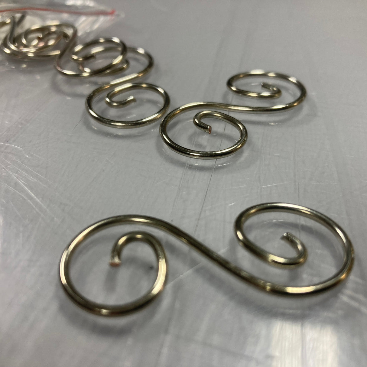 Curly Q Hanger System 1.5 inch to 1.75 inch