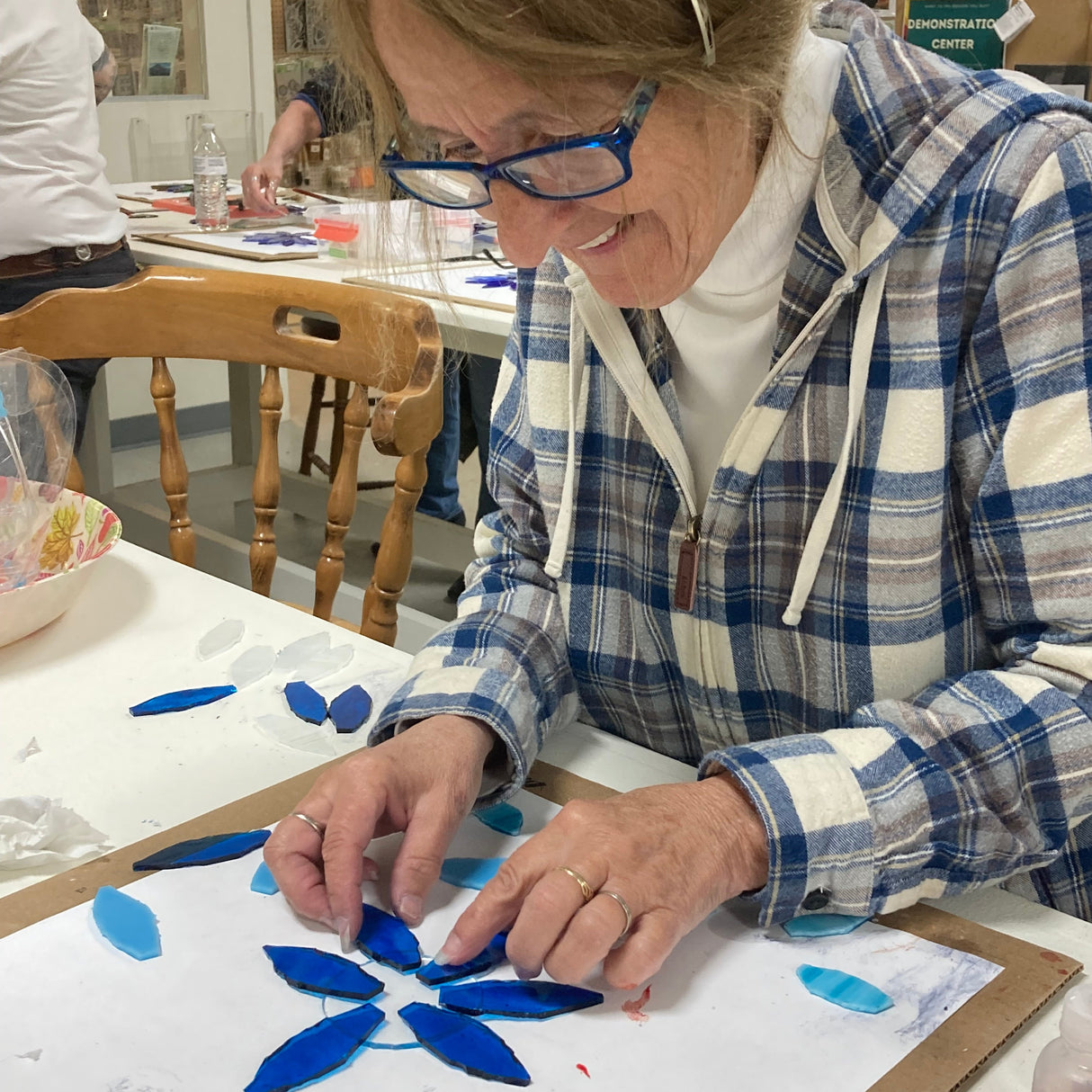 Fun Night Out Flower Stake-March 13