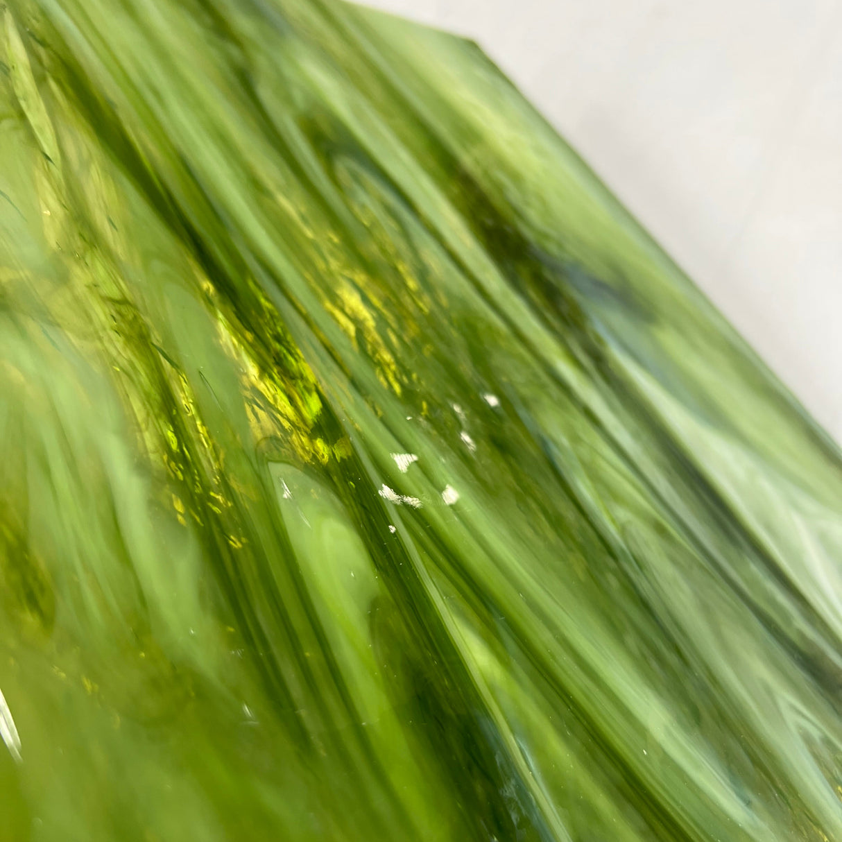 96 COE Congo Pearl Opal