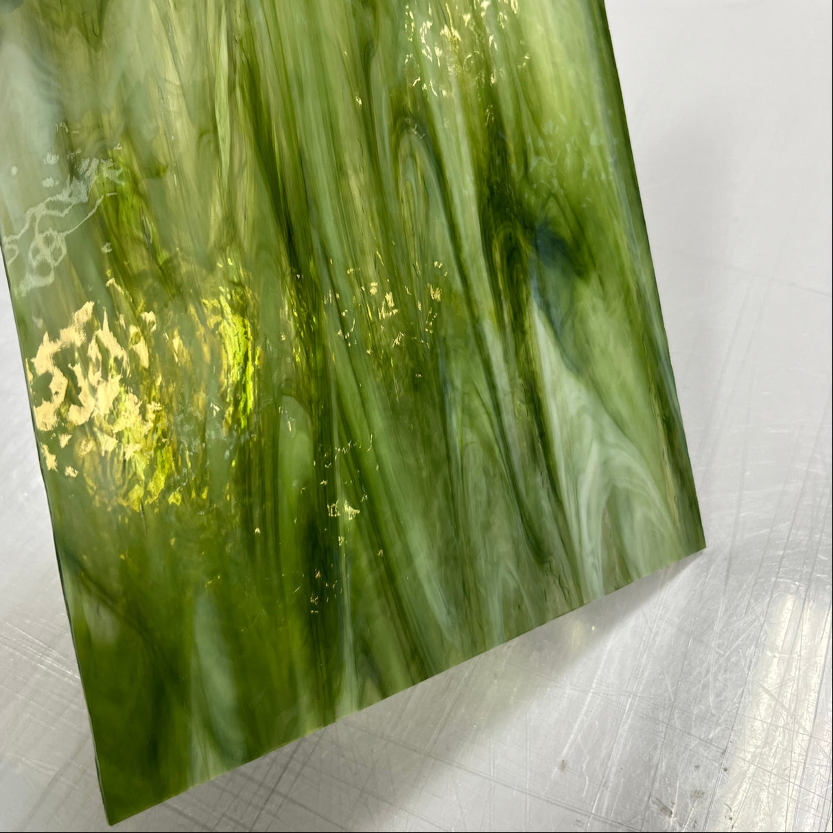 96 COE Congo Pearl Opal