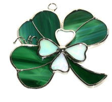 Shamrock with Flower Suncatcher - Stained Glass Express