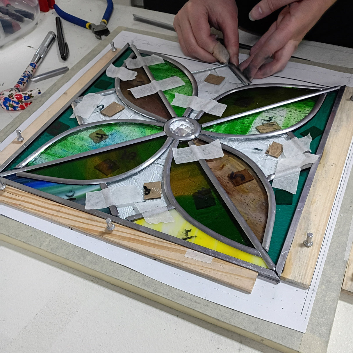 fitting lead came to stained glass panel