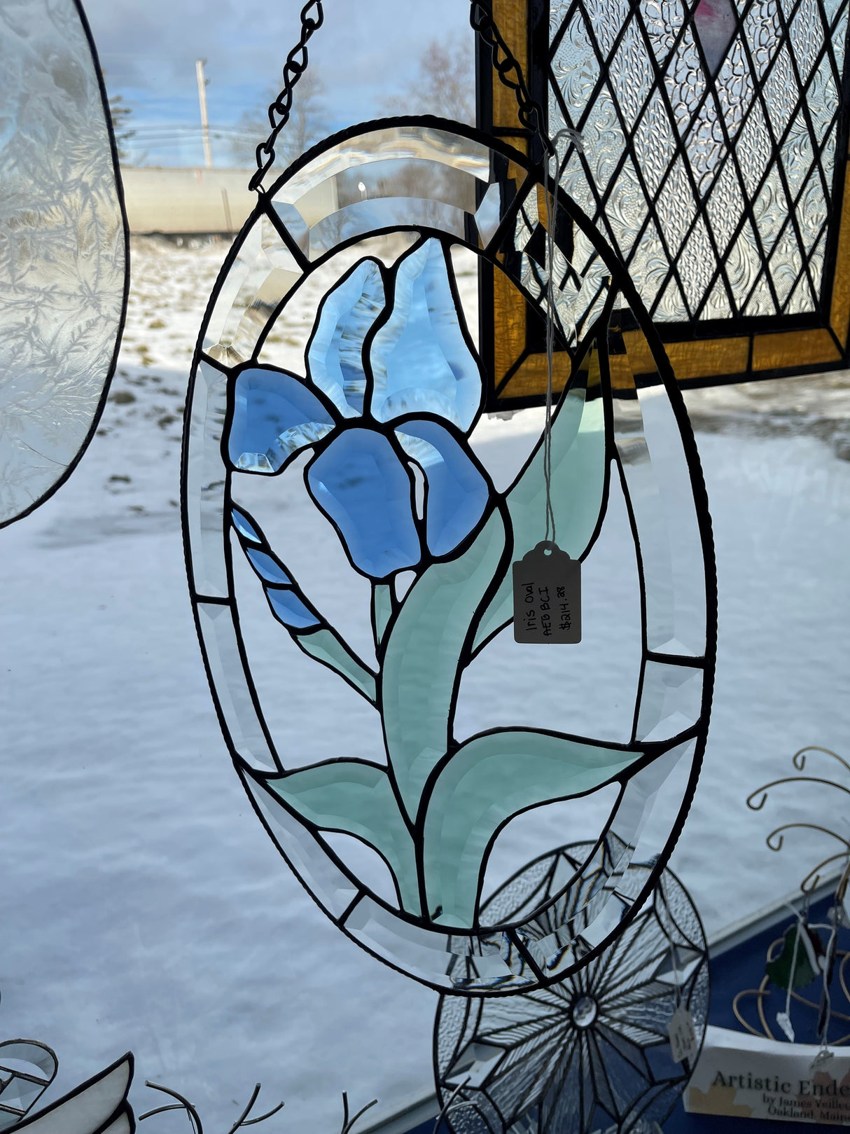 Iris Oval