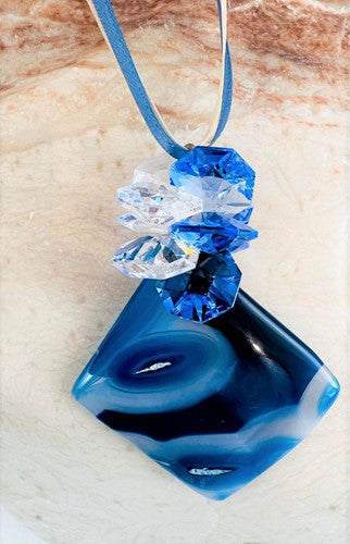 NECKLACE WITH AGATE ltd