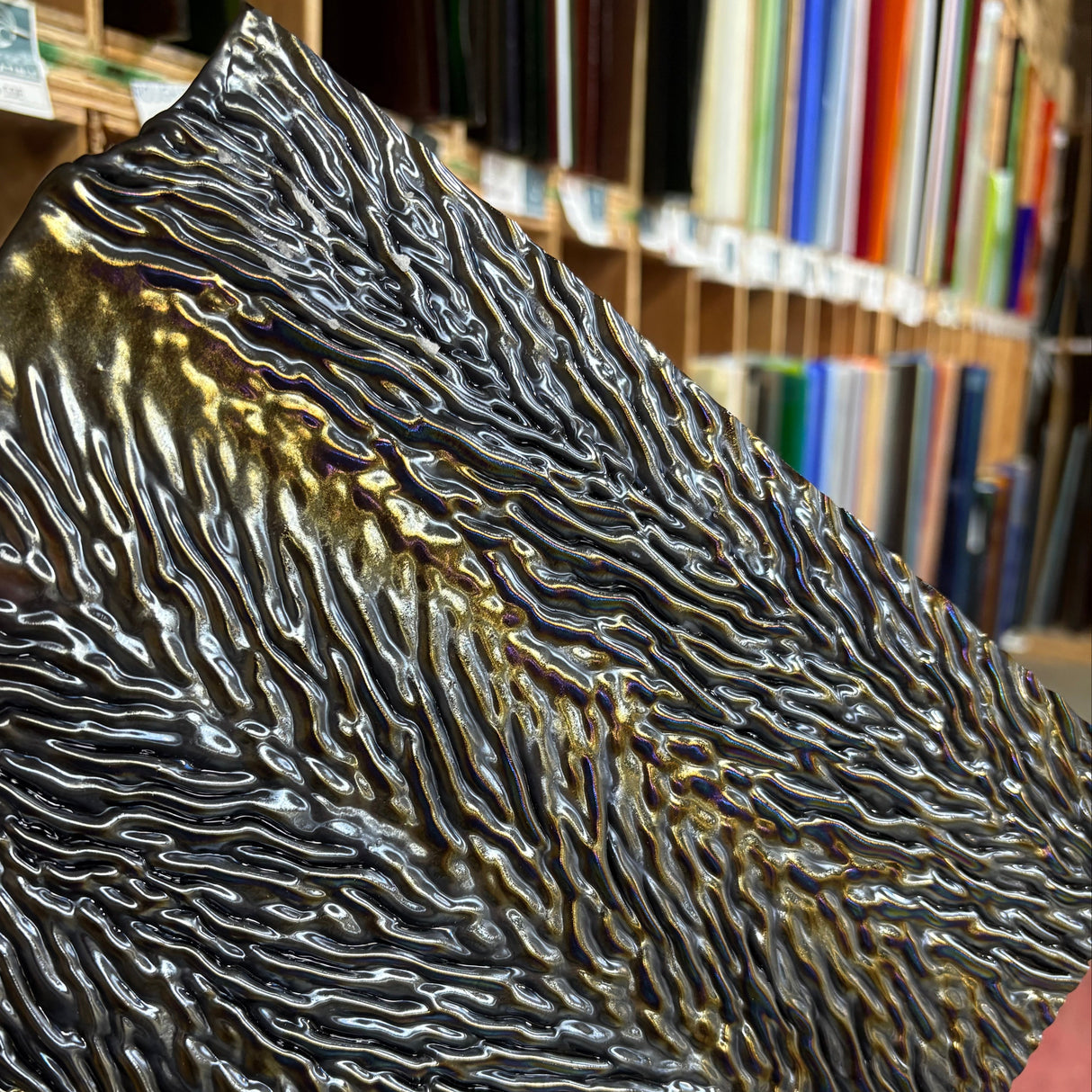 90 COE Black Herringbone Irid_4