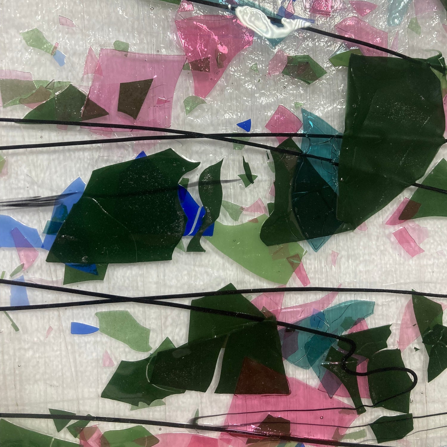 90 COE Clear w/ Bl, GR, Aqua, Pink Frac & Stream_7