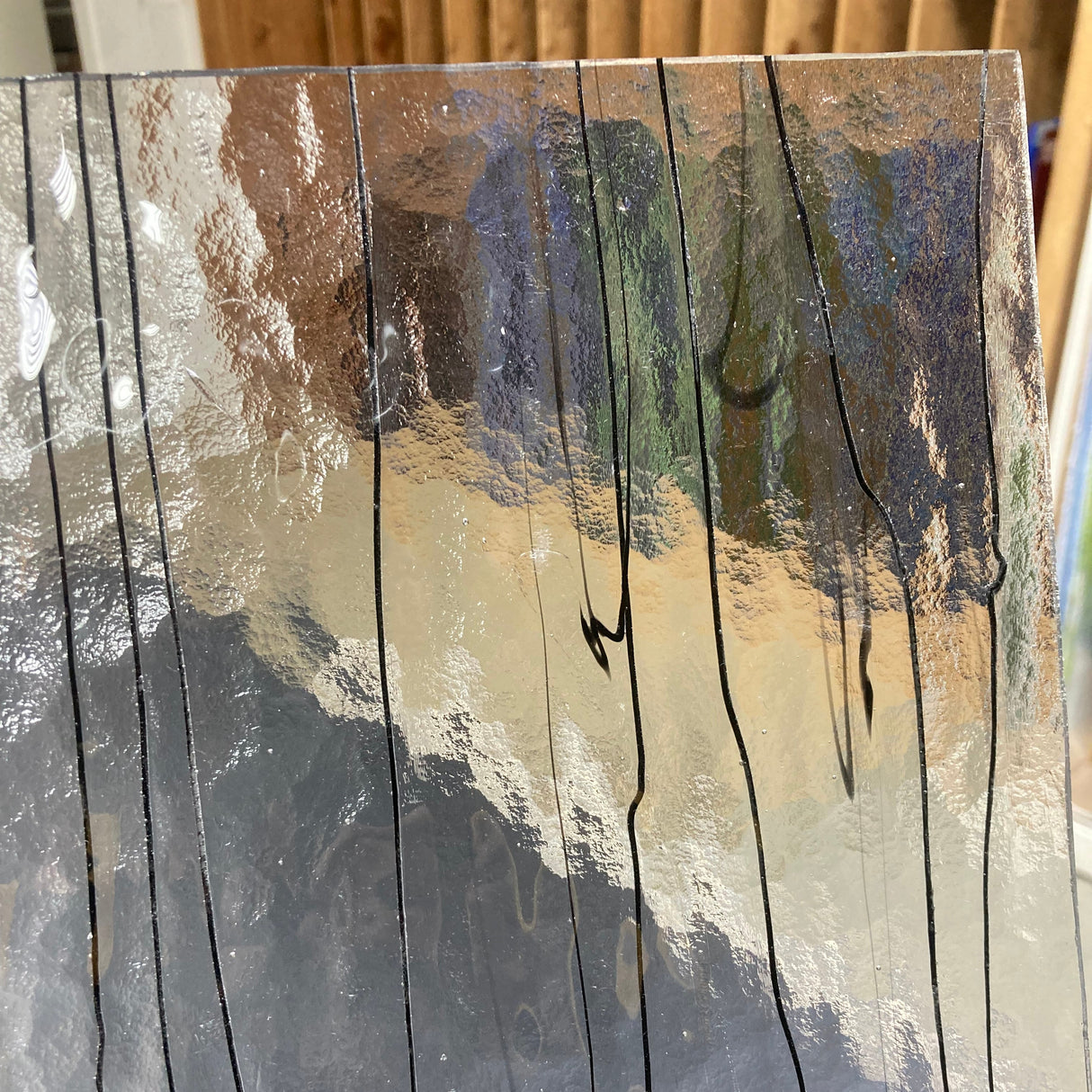 90 COE Clear w/ Black Streamers