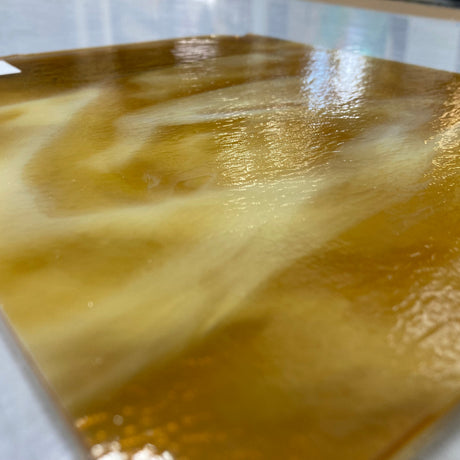 90 COE Medium Amber, White Wispy