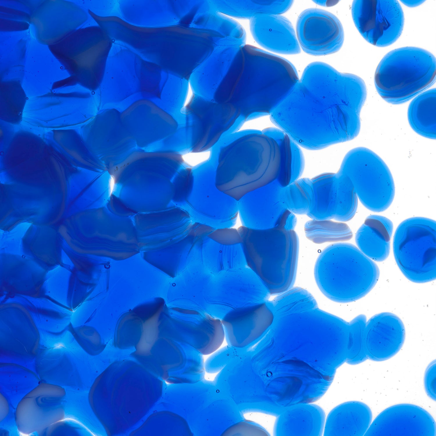 90 Frit Opal Coarse Caribbean Blue White Streaky