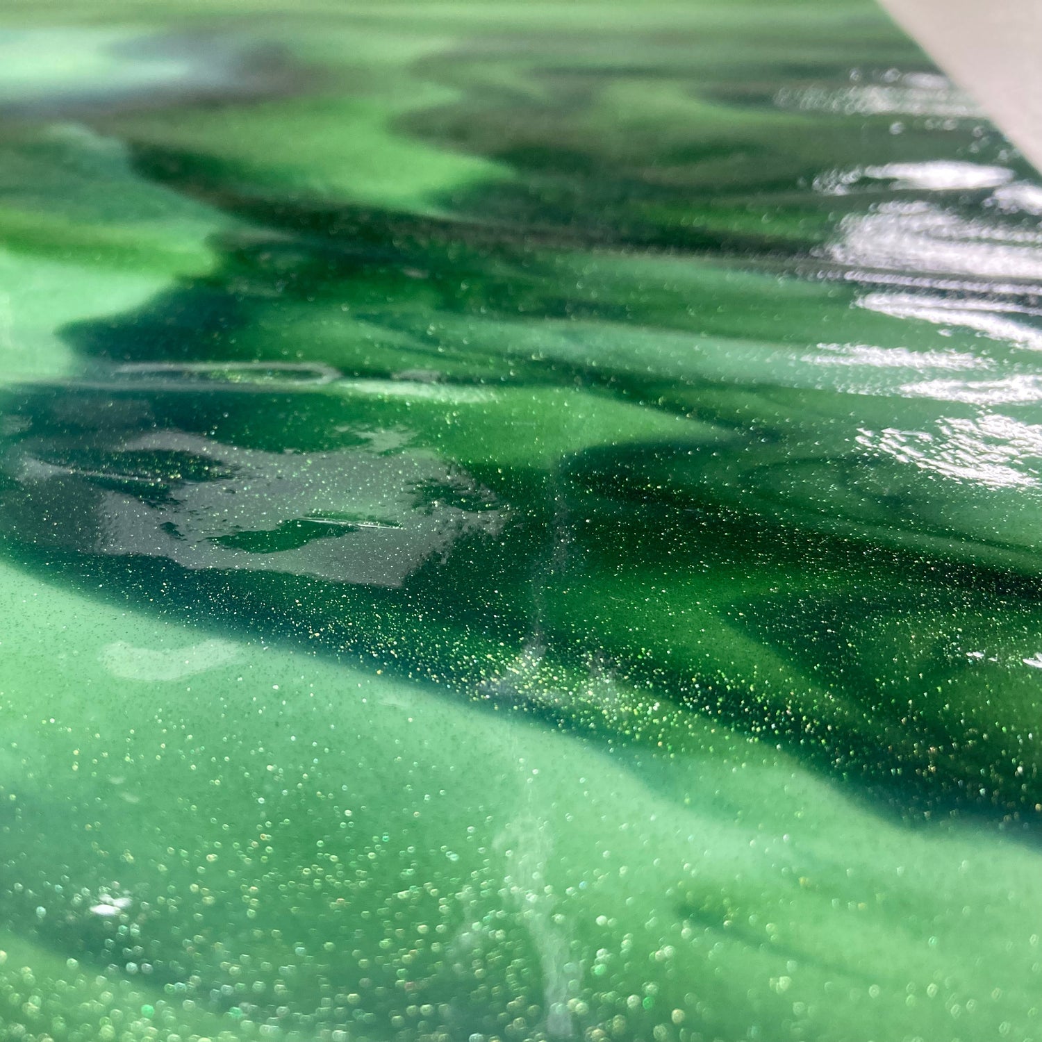 90 COE Mint Opal, Dark Forest Green Single-Rolled