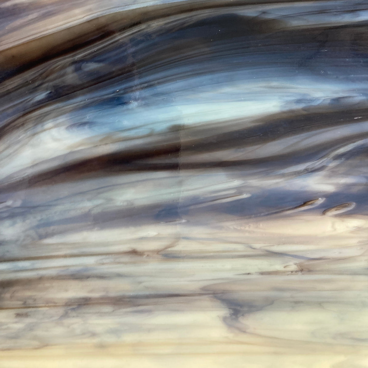 96 COE Oyster Pearl and Black