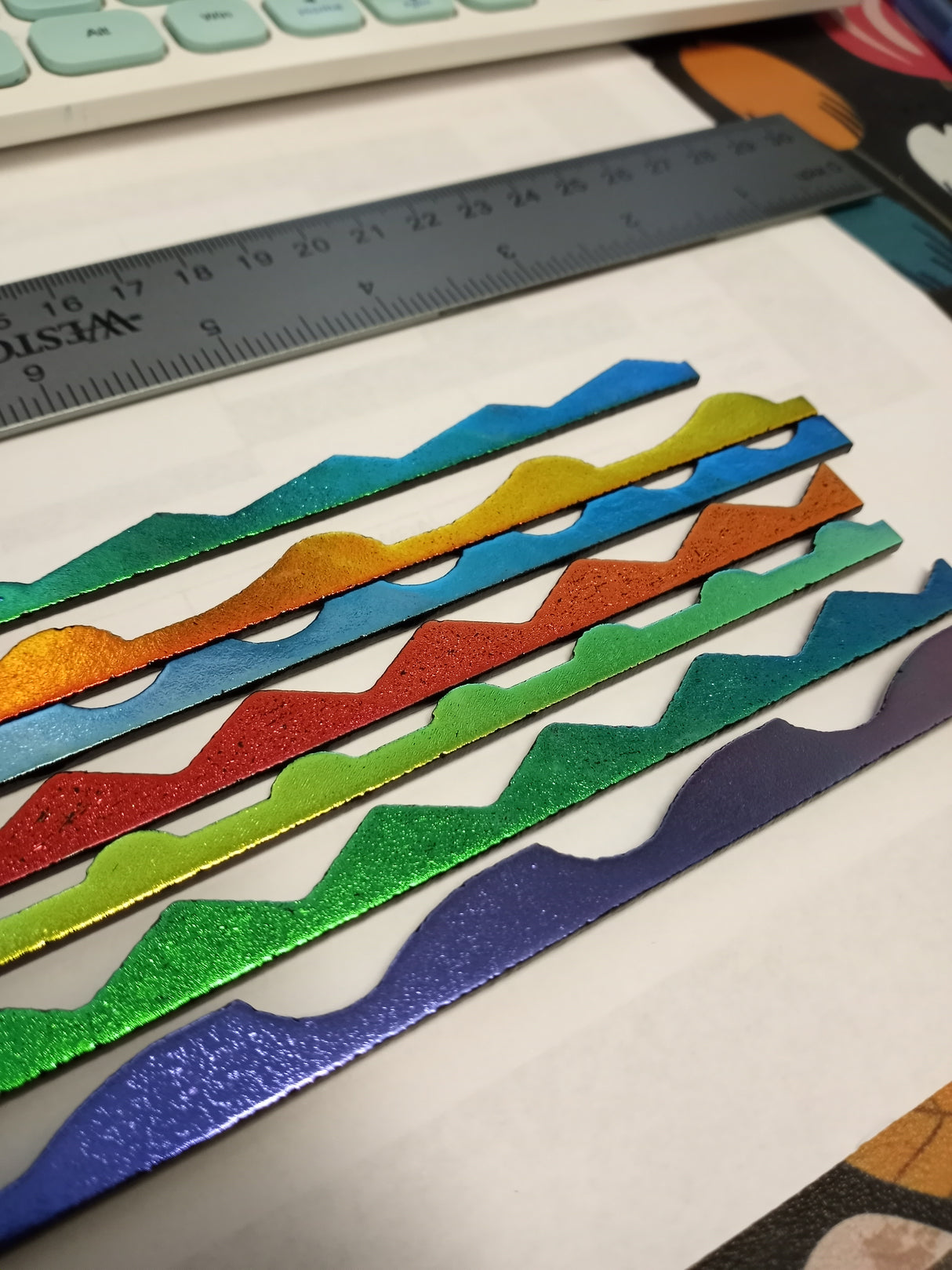 96 COE Dichroic Firestrip Border