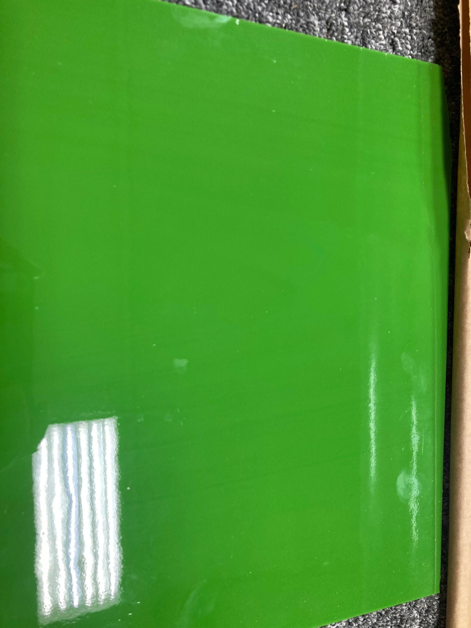 96 COE Fern Green Opal – Stained Glass Express