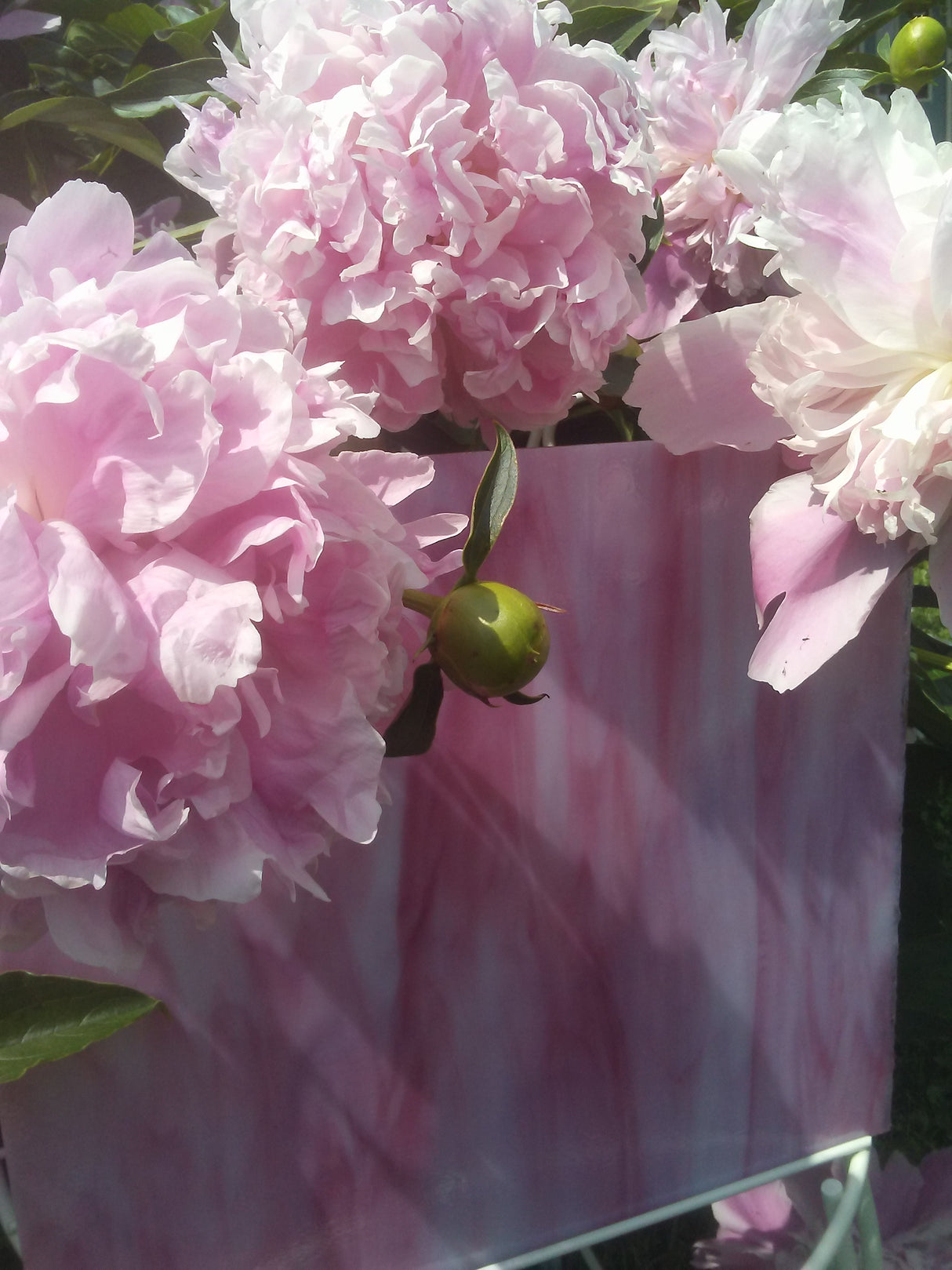 96 COE White, Gold Pink Opal