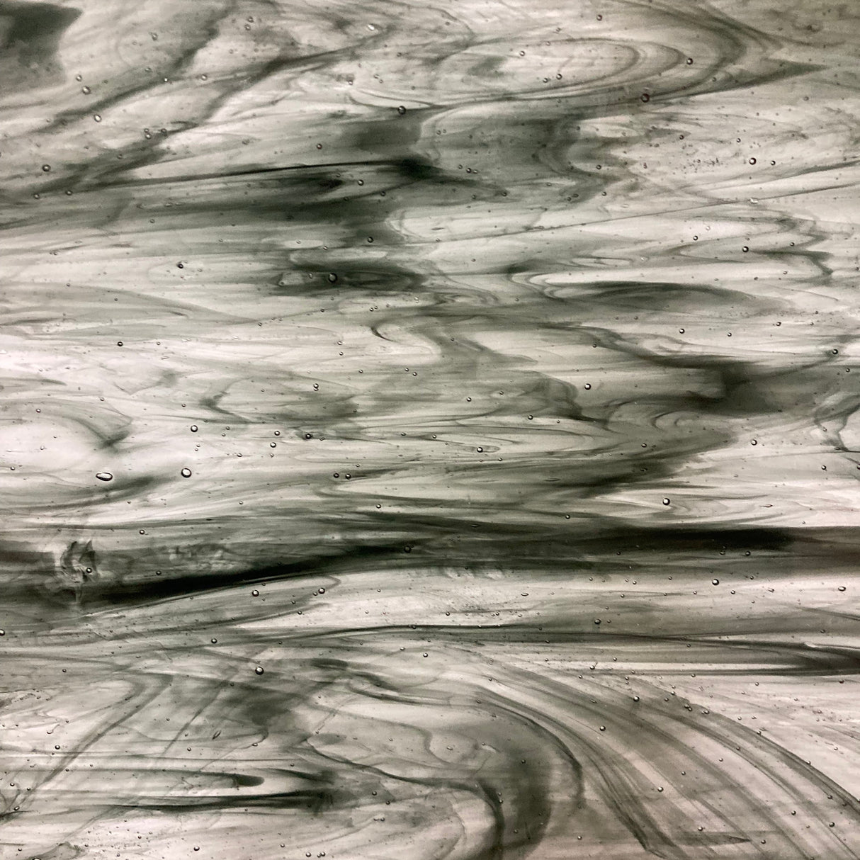 Artisan Clear, Black Streaky