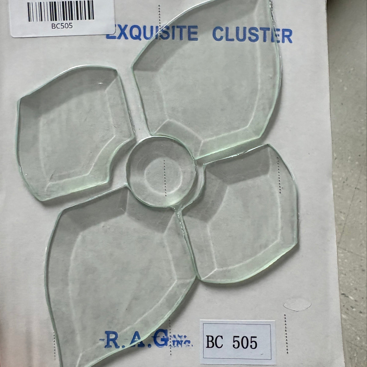 Bevel Cluster Large Ornate