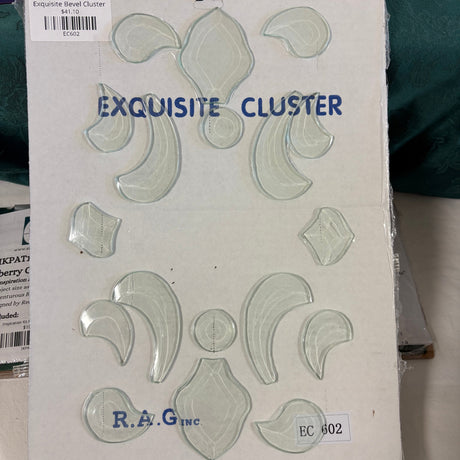 Bevel Cluster Large Ornate Motif