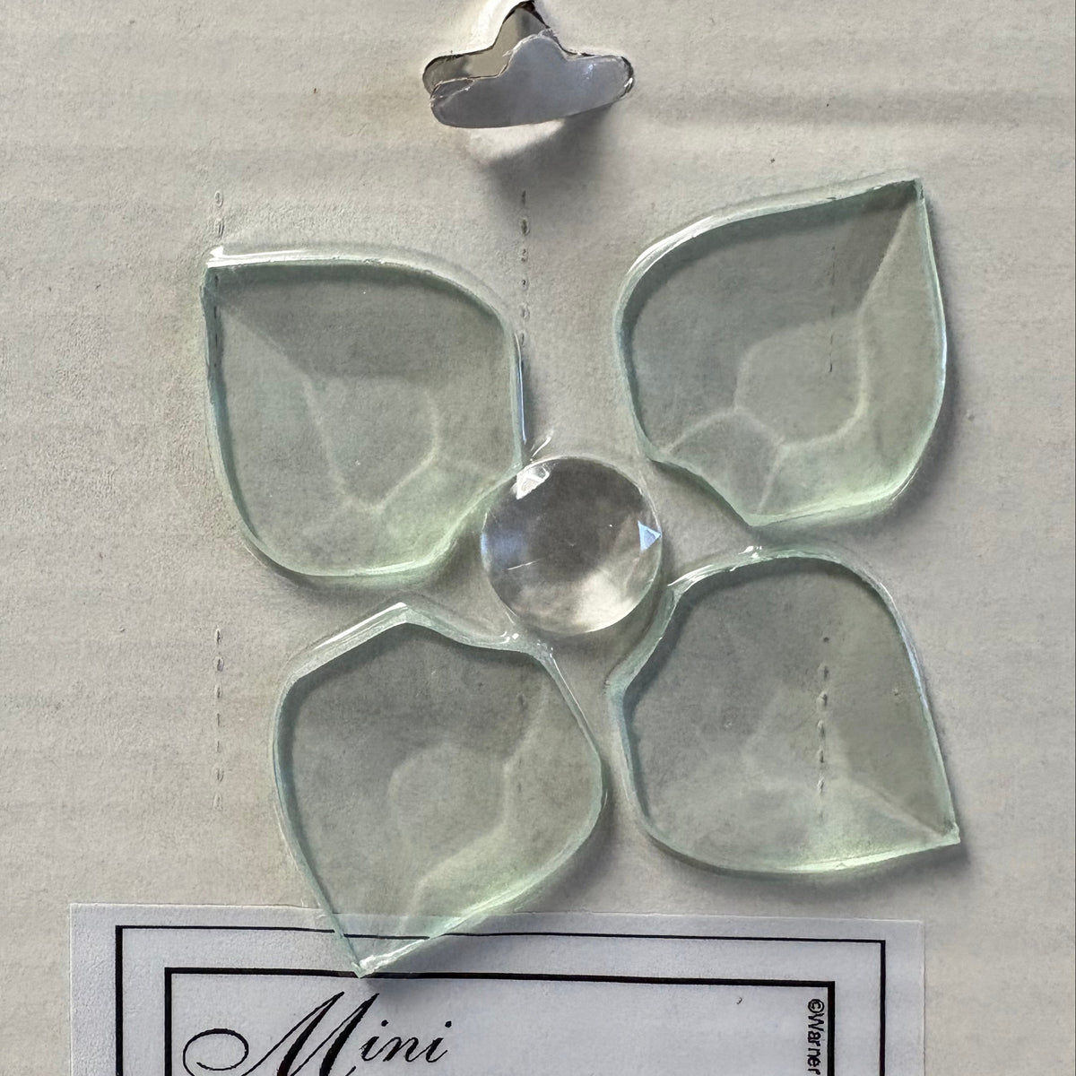 Bevel Cluster Mini Victorian