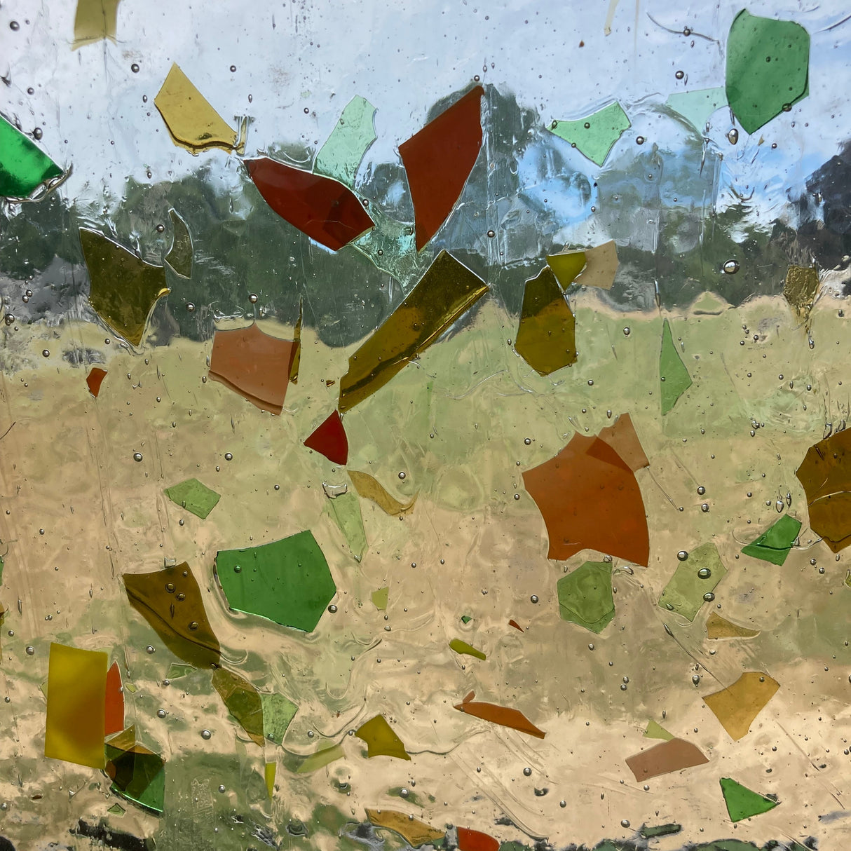 Green, Yellow, Orange Fractures on Clear_3