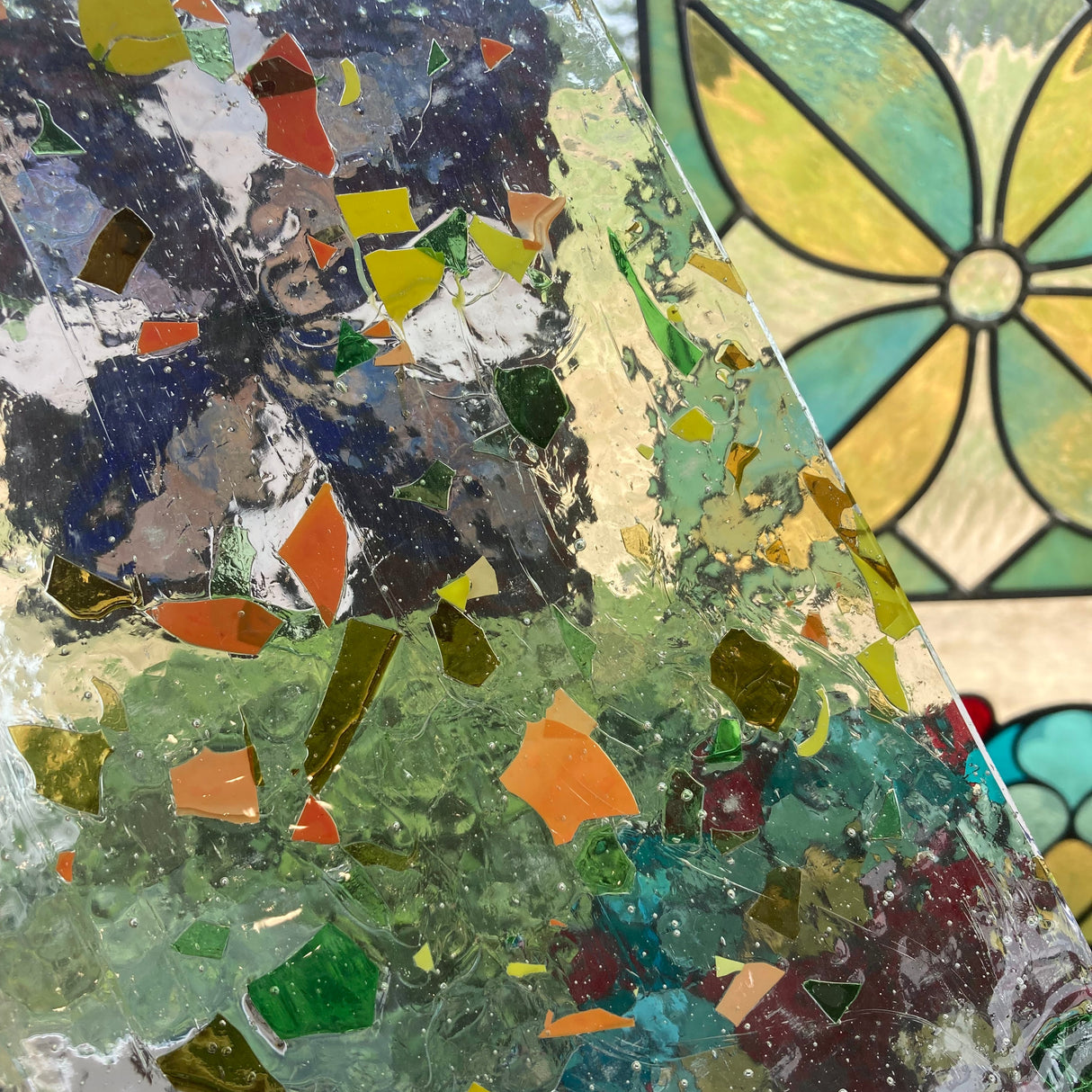 Green, Yellow, Orange Fractures on Clear_4