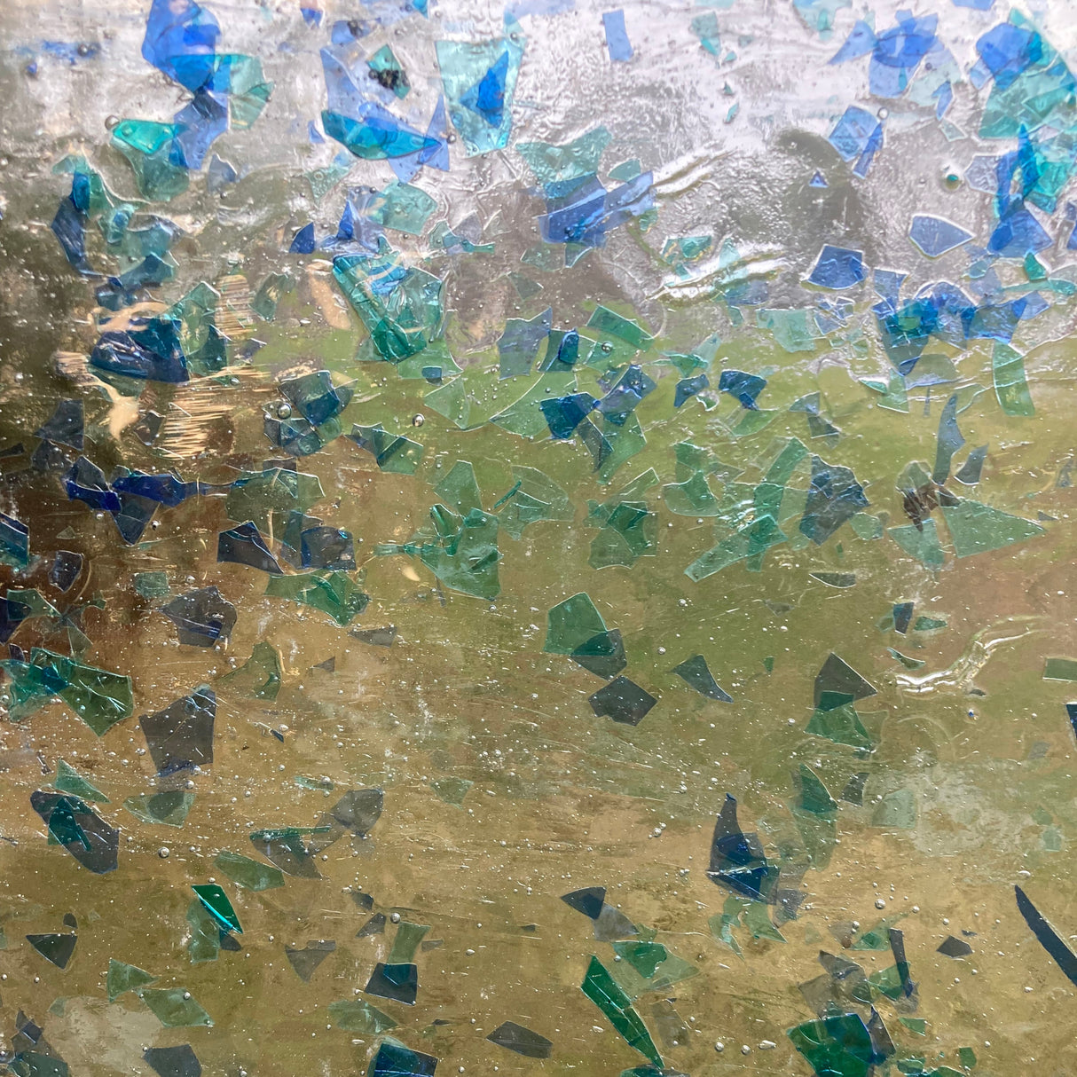 Clear with Aqua and Blue Fractures