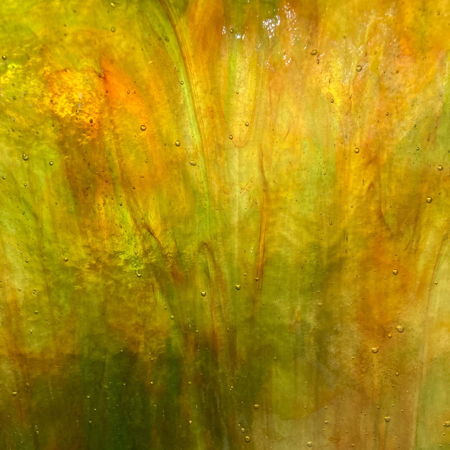 Silver Yellow Ice, Green, Red Stipple_5 backlit