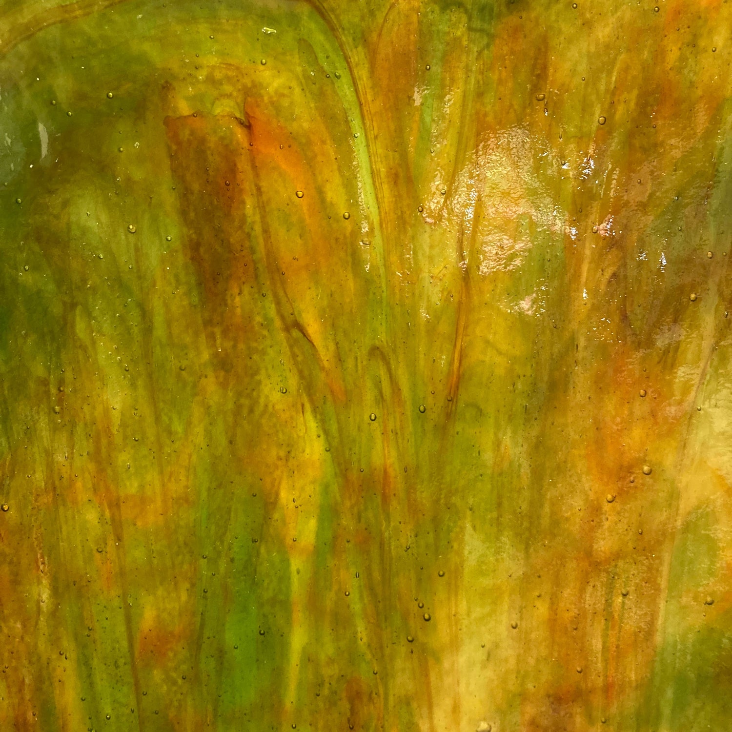 Silver Yellow Ice, Green, Red Stipple_8 backlit