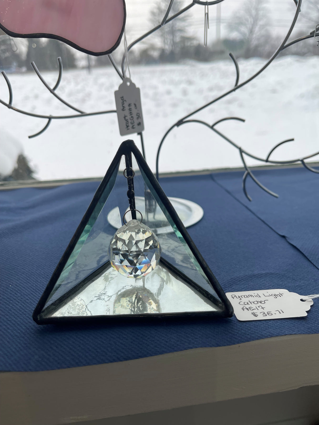 PYRAMID LIGHT CATCHER