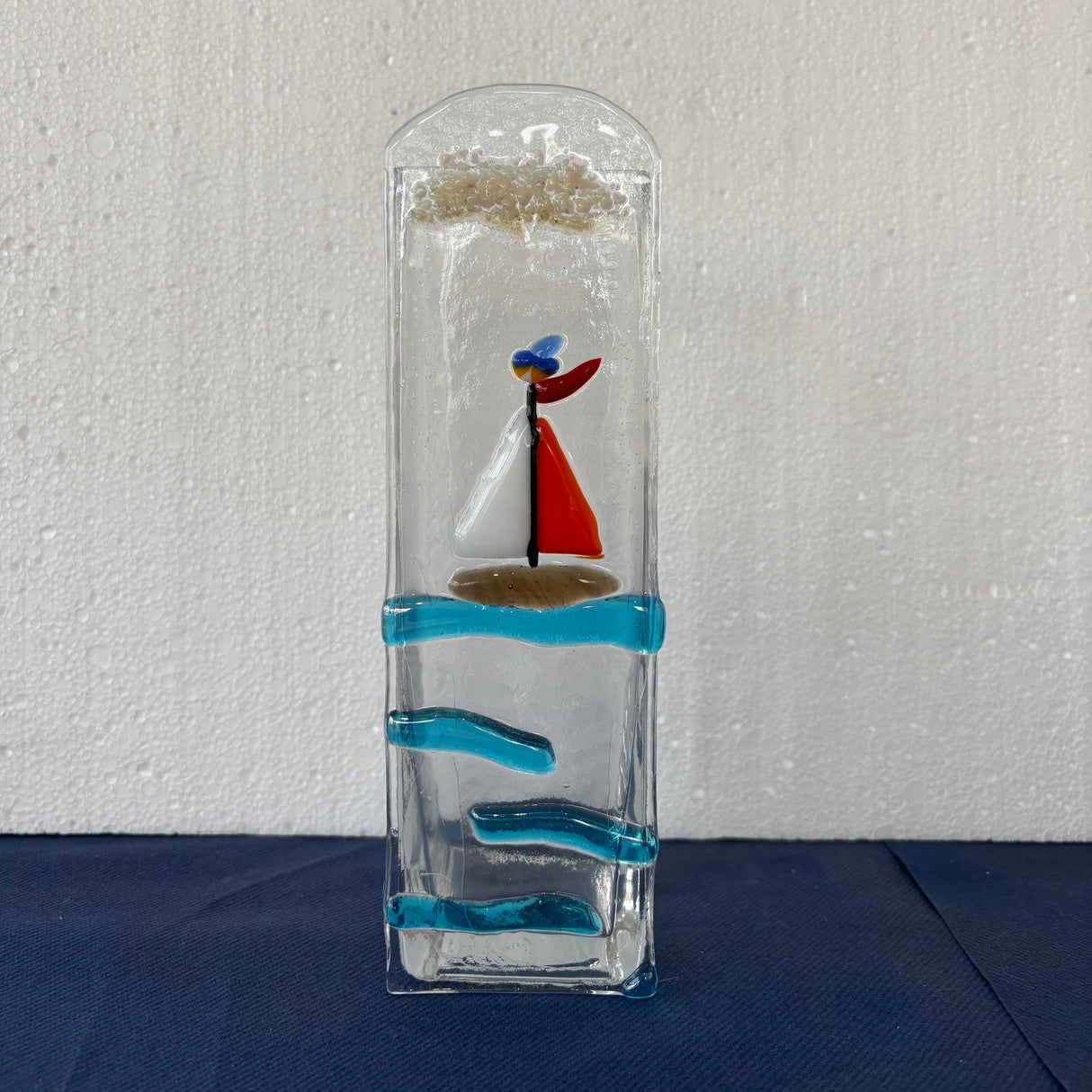 Vase Sailboat or Flowers 8"